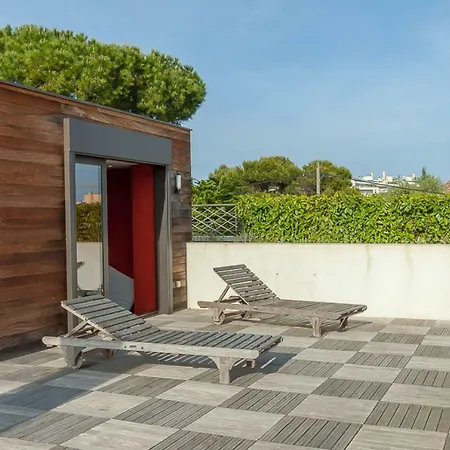 빌라 Magnificent Modern With Pool, Close To The Sea *