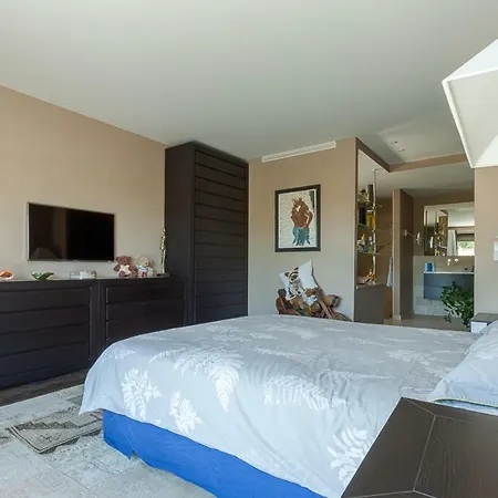 빌라 Magnificent Modern With Pool, Close To The Sea *